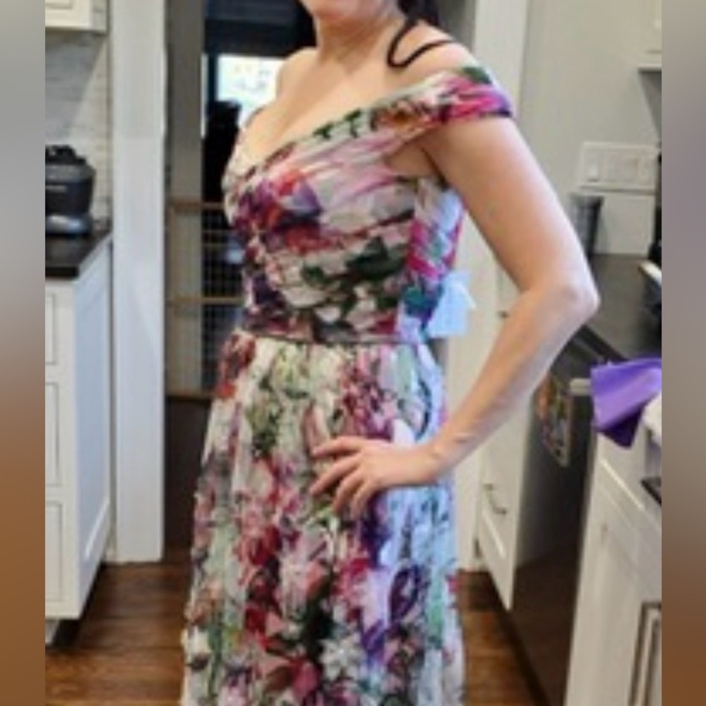 Marchesa Notte Vibrant Floral Evening Gown - Picture 6 of 10